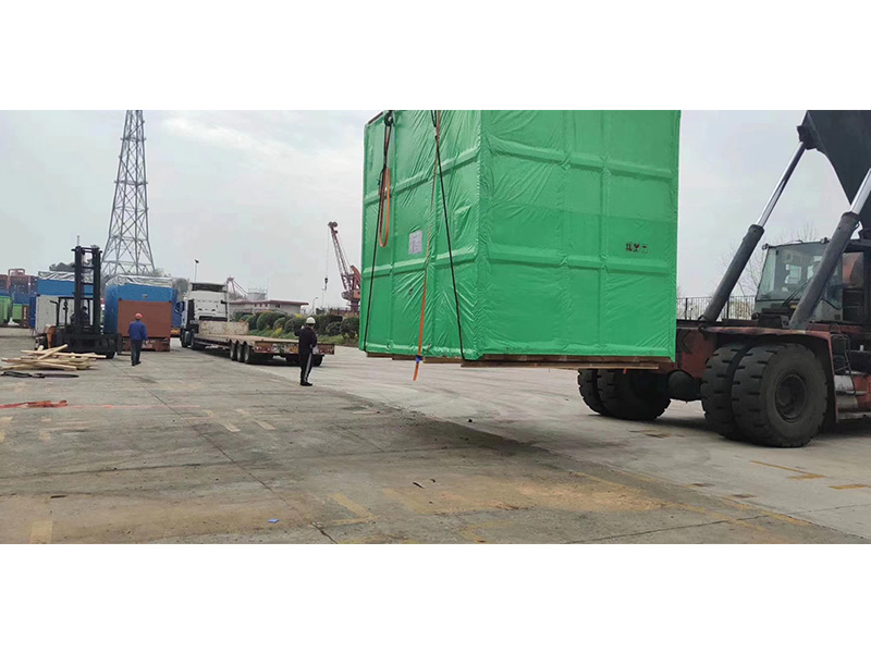 出口重型真(zhēn)空防雨包裝