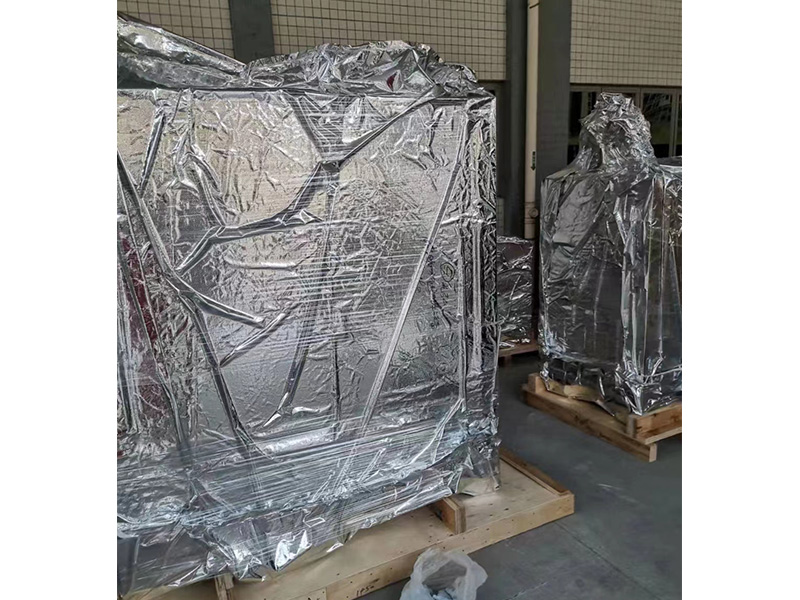 出口澳(ào)大利亞(ya)免檢木(mù)箱真空(kong)包裝