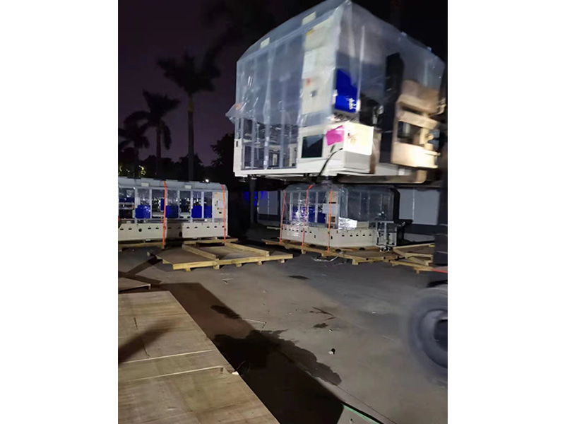 深圳(zhèn)龍崗打(da)包現場(chang)